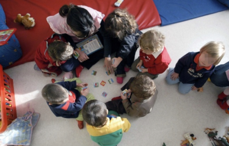 3B86174E-533B-41BC-A165-DDF9C83B1B5B